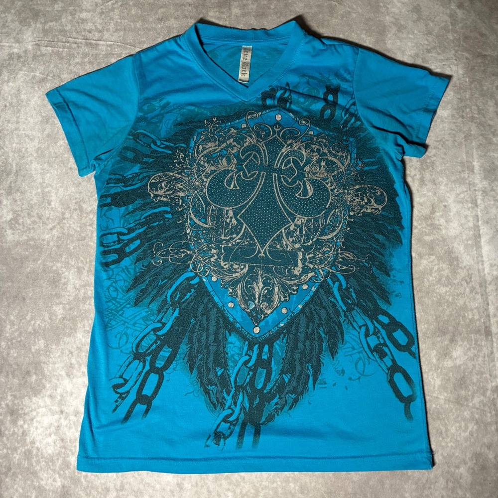 Y2K True Rock Mens Blue Graphic V-Neck T-Shirt Lion Shield Wings Size S
Muscle